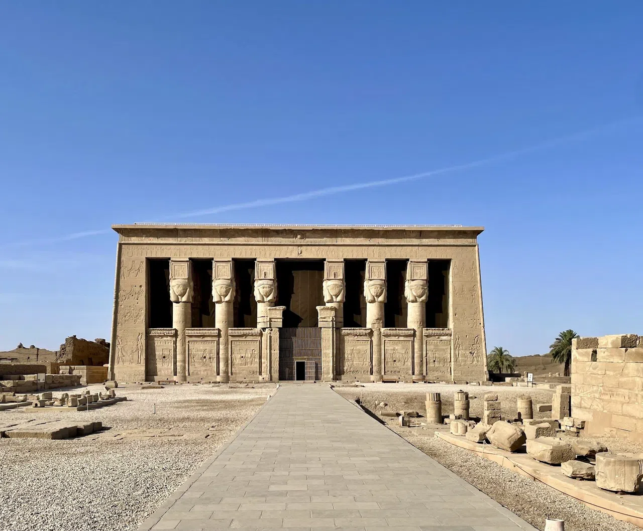A Longa Viagem para Norte, de Luxor a Dendera e Abydos